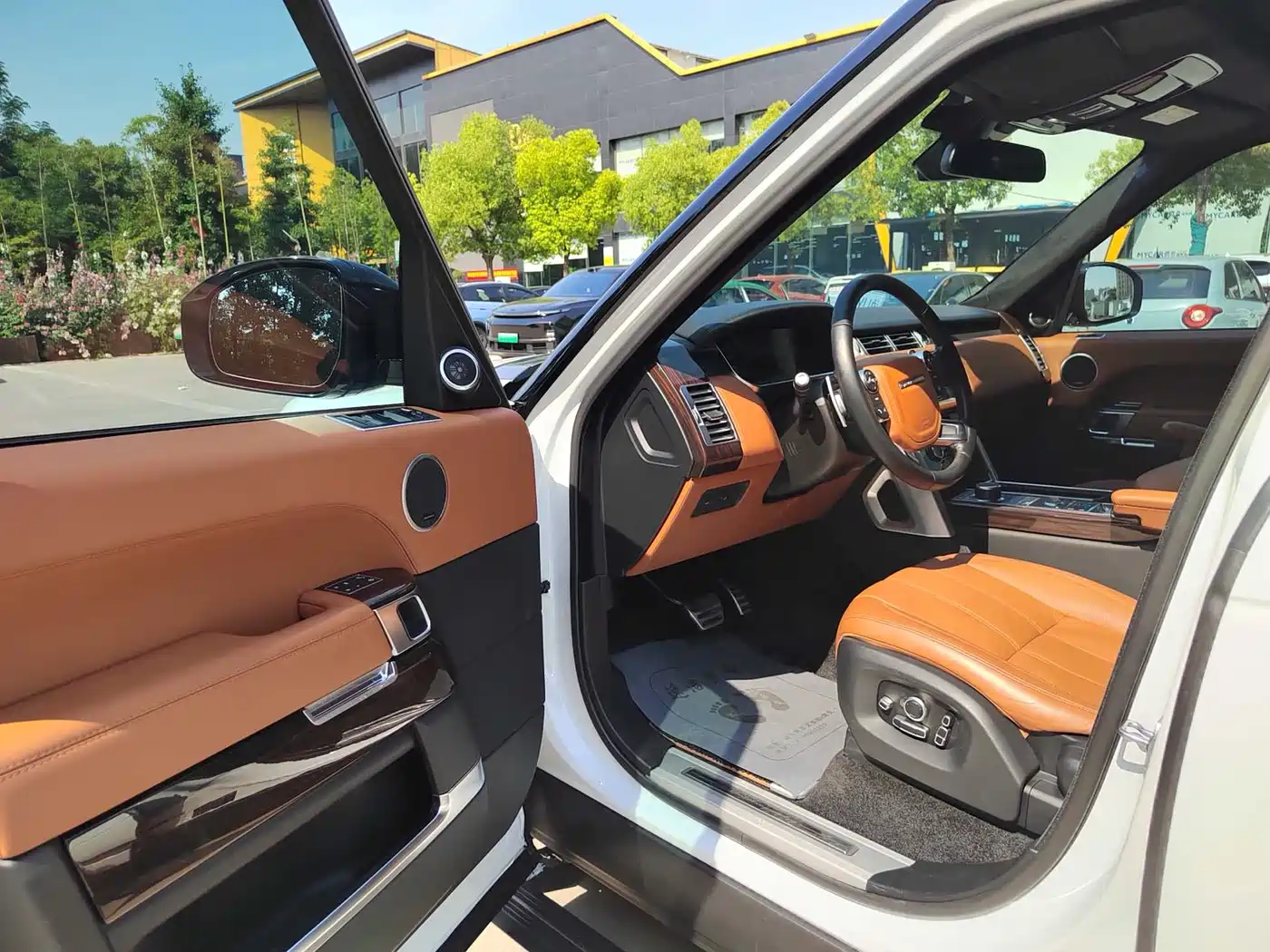 Land Rover Range Rover 2016 3.0 SC V6 Vogue SE Ultimate Autobiography LWB фото 5