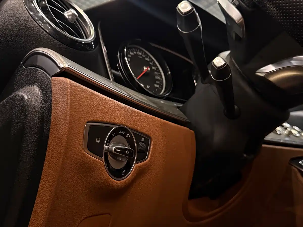Mercedes-Benz E-Class 2017 E 200 Sport 4MATIC фото 7