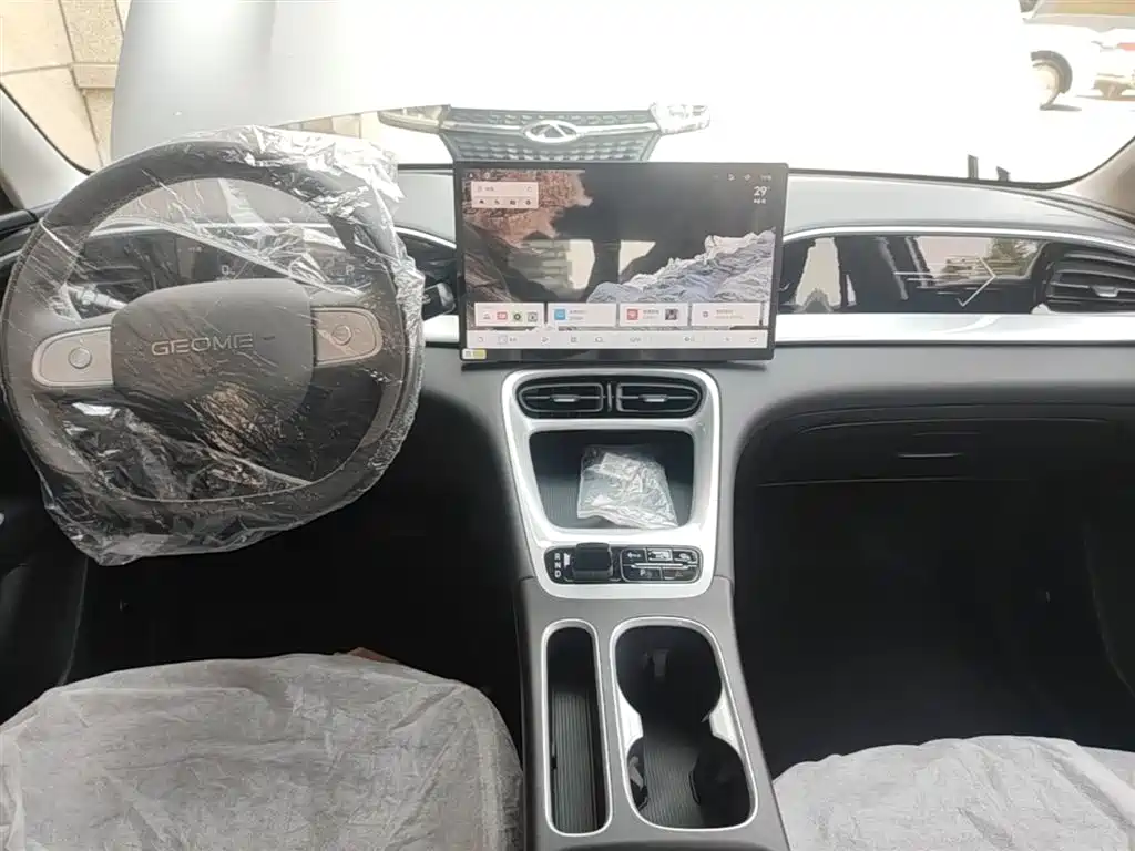 Geely Galaxy Starry Wish 2026 Model 310km Dream Edition фото 14