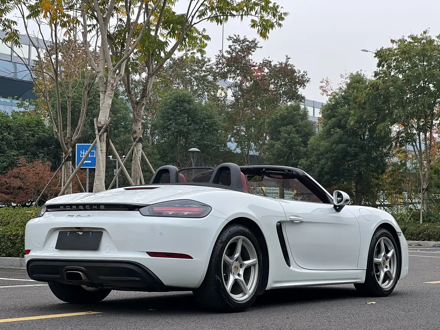 Porsche 718 2016 Boxster 2.0T фото 12