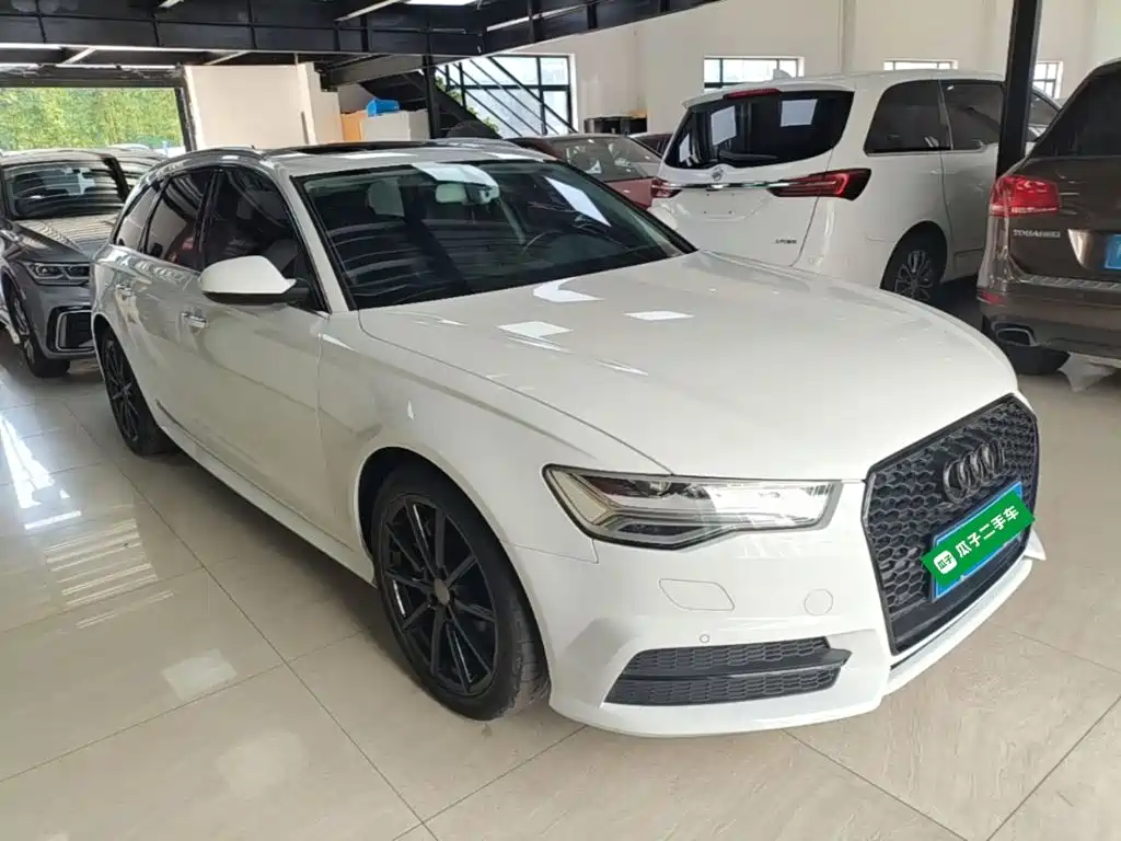 Фото 4 - Audi A6 (Import)