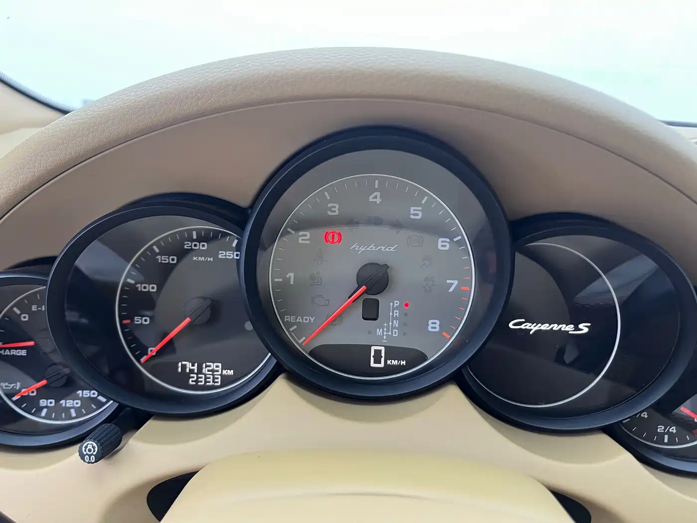Porsche Cayenne 2011 Cayenne S Hybrid 3.0T фото 16