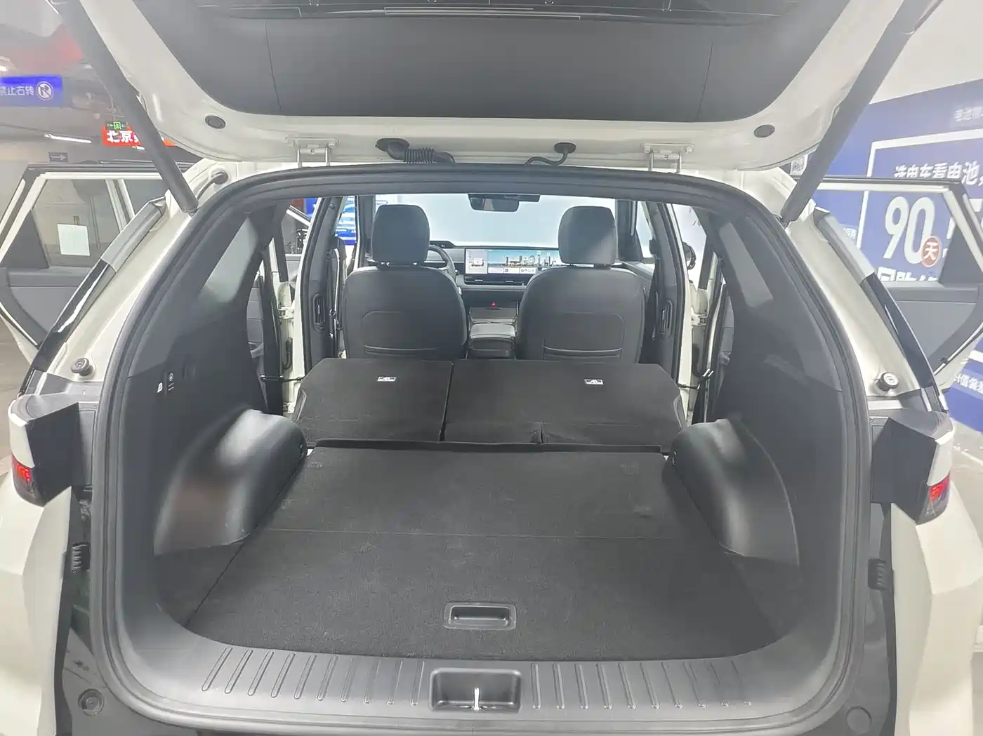 Hyundai ELEXIO 2025 Standard Range RWD фото 16