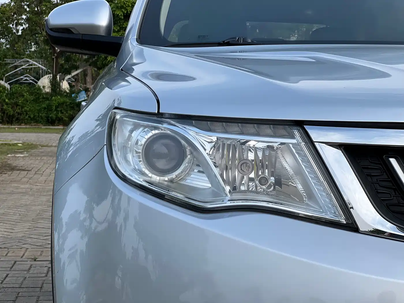 Фото 23 - Geely Atlas