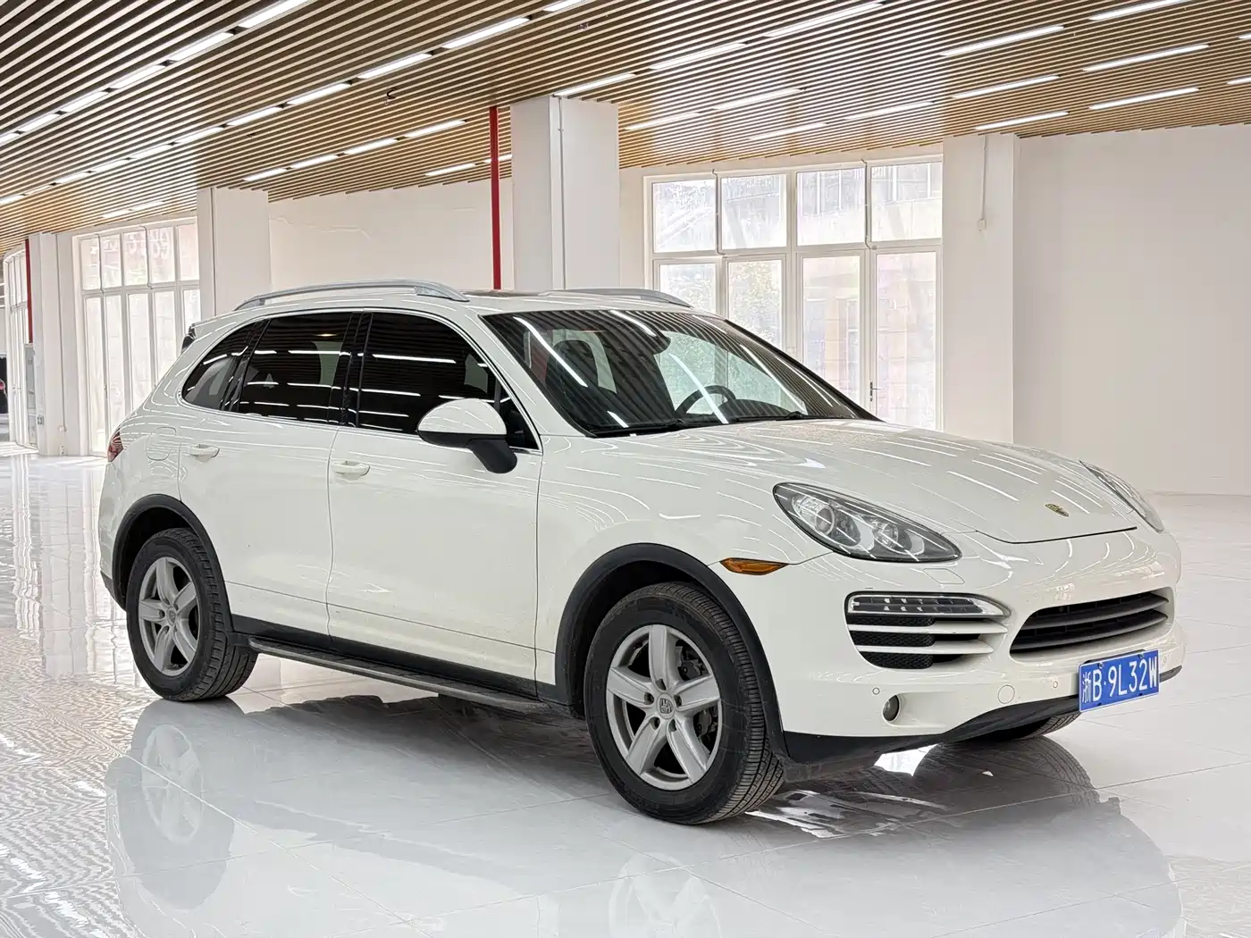 Porsche Cayenne фото 3
