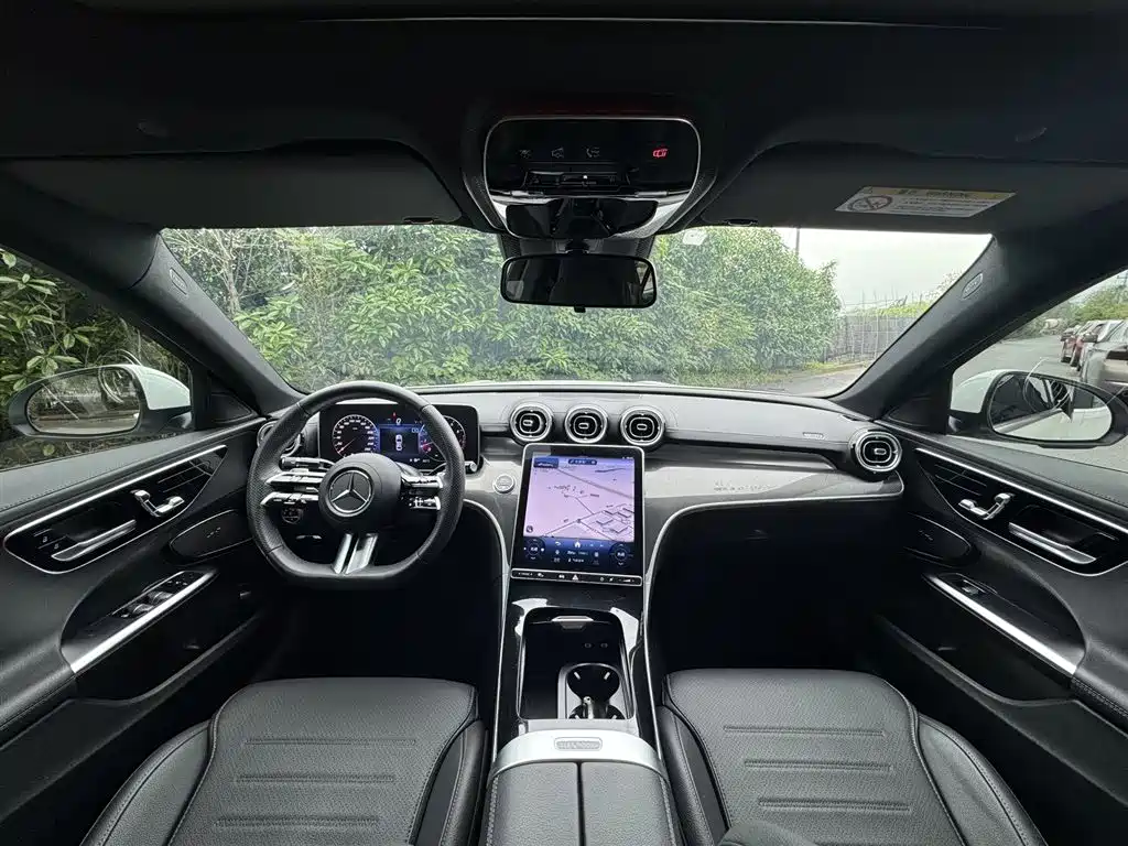Mercedes-Benz C-Class 2024 Facelift III C 260 L фото 5