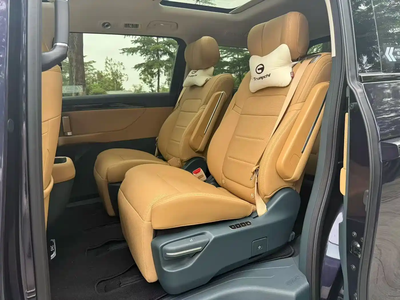 GAC Trumpchi Trumpchi E8 NEV 2024 Model 150km MAX фото 6