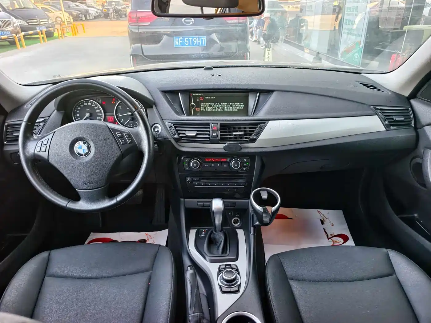 BMW X1 (Import) 2012 sDrive18i Luxury фото 16