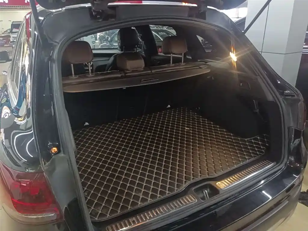 Mercedes-Benz GLC 2020 GLC 260 L 4MATIC Dynamic фото 19