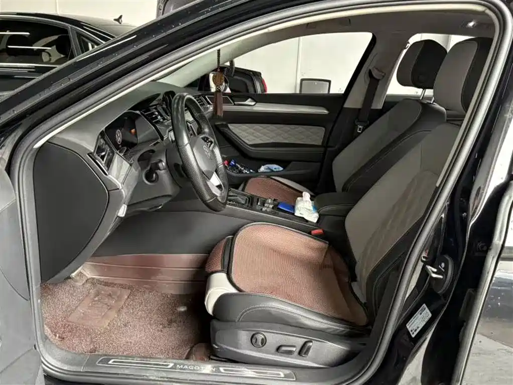 Volkswagen Magotan 2023 2 Million Units Anniversary Edition 330TSI DSG Leading Type фото 2
