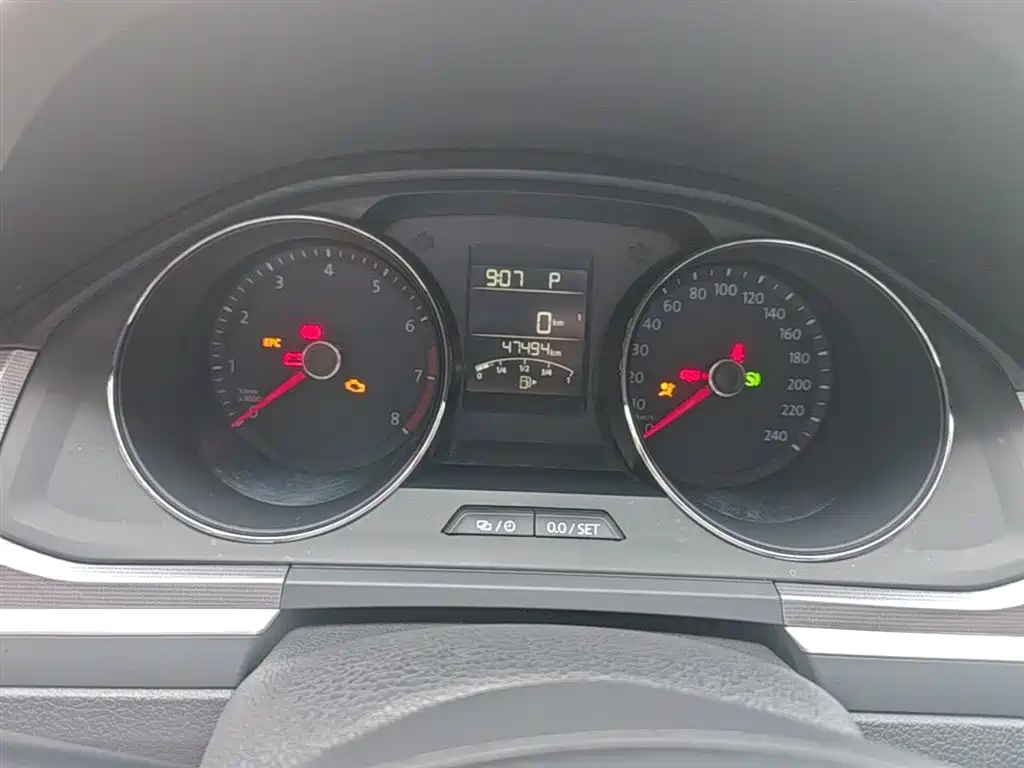 Volkswagen Bora 2018 1.5L Automatic Fashion фото 12