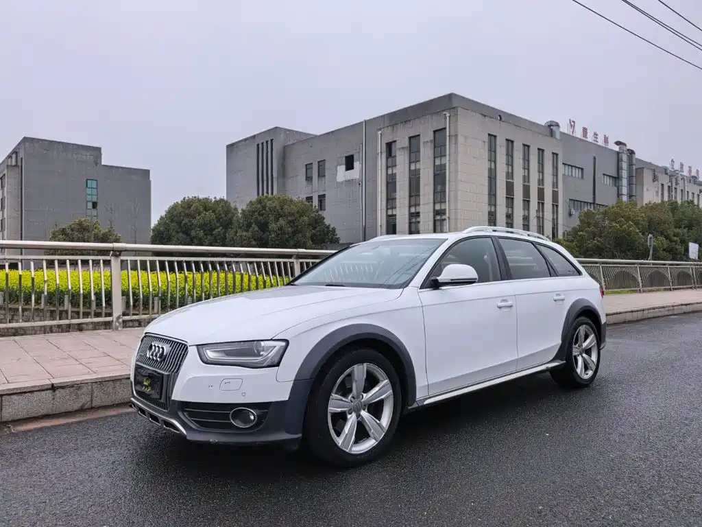 Audi A4 (Import) 2016 2014 40 TFSI allroad quattro plus