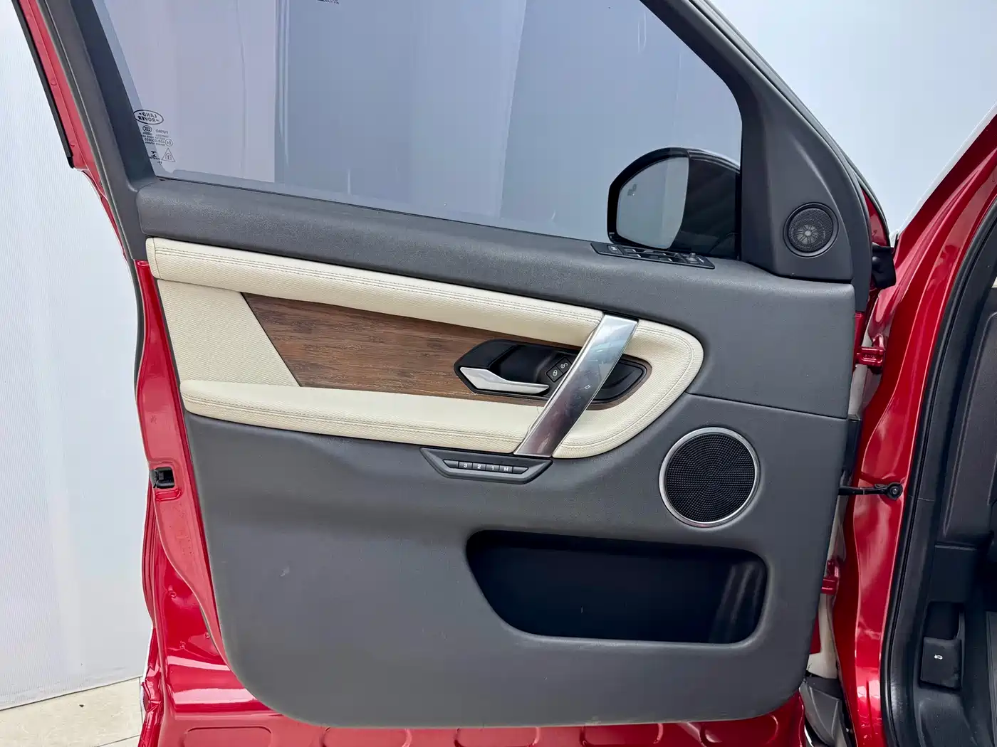 Land Rover Discovery Sport 2020 249PS R-Dynamic Performance Tech 7-seater фото 8