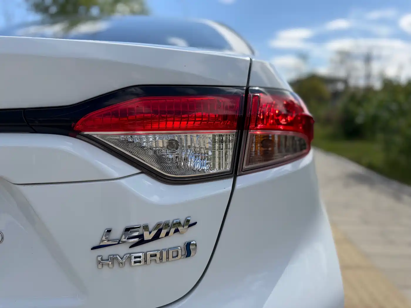 Toyota Levin 2023 Smart Hybrid 1.8L Sport Edition фото 17