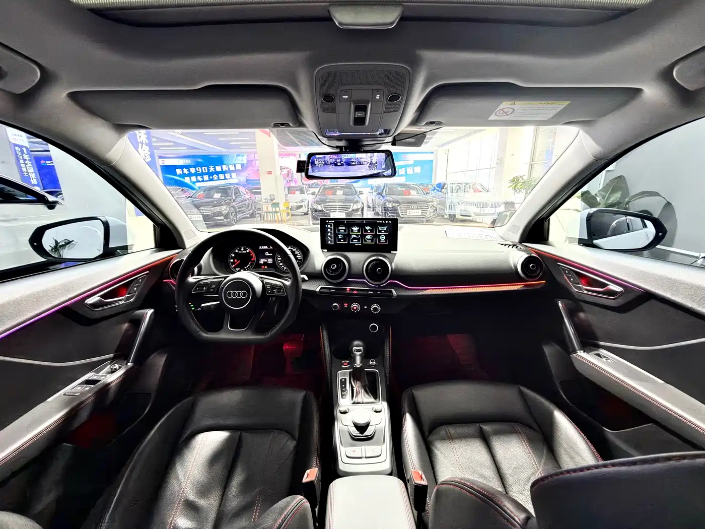 AUDI Q2L
