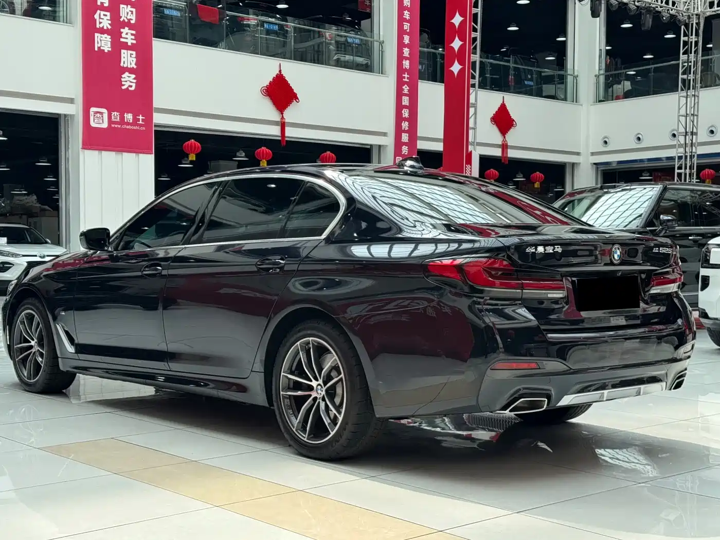 BMW 5 Series 2022 Model Second Facelift 525Li M Sport Package фото 4
