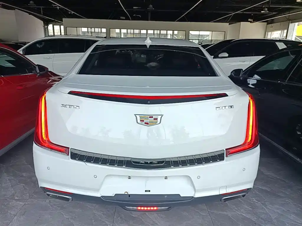 Cadillac XTS 2018 28T Technology фото 6