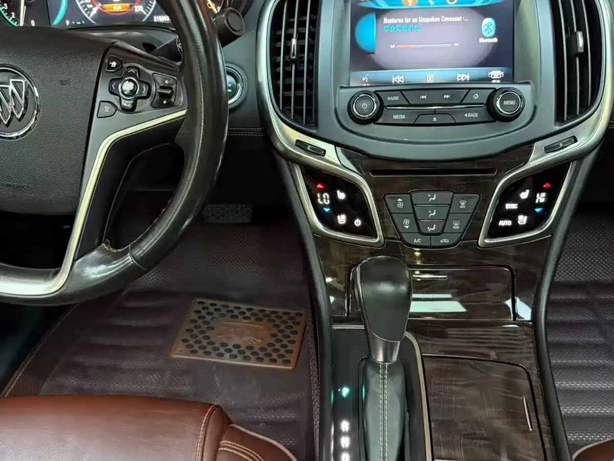 Buick LaCrosse 2013 2.0T SIDI Intelligent Flagship фото 12