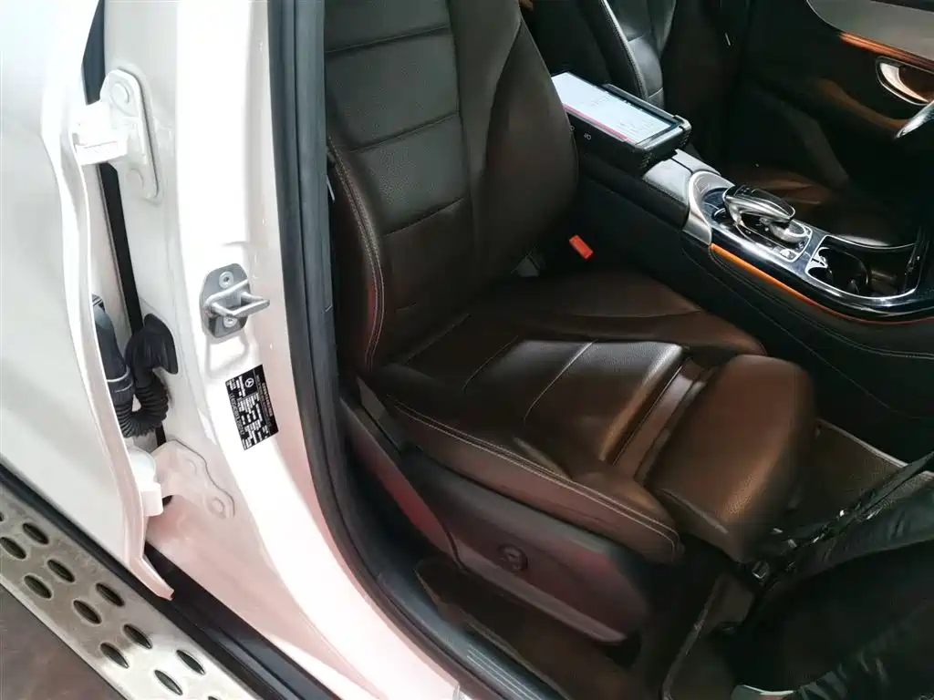 Mercedes-Benz GLC 2018 GLC 200 4MATIC фото 7