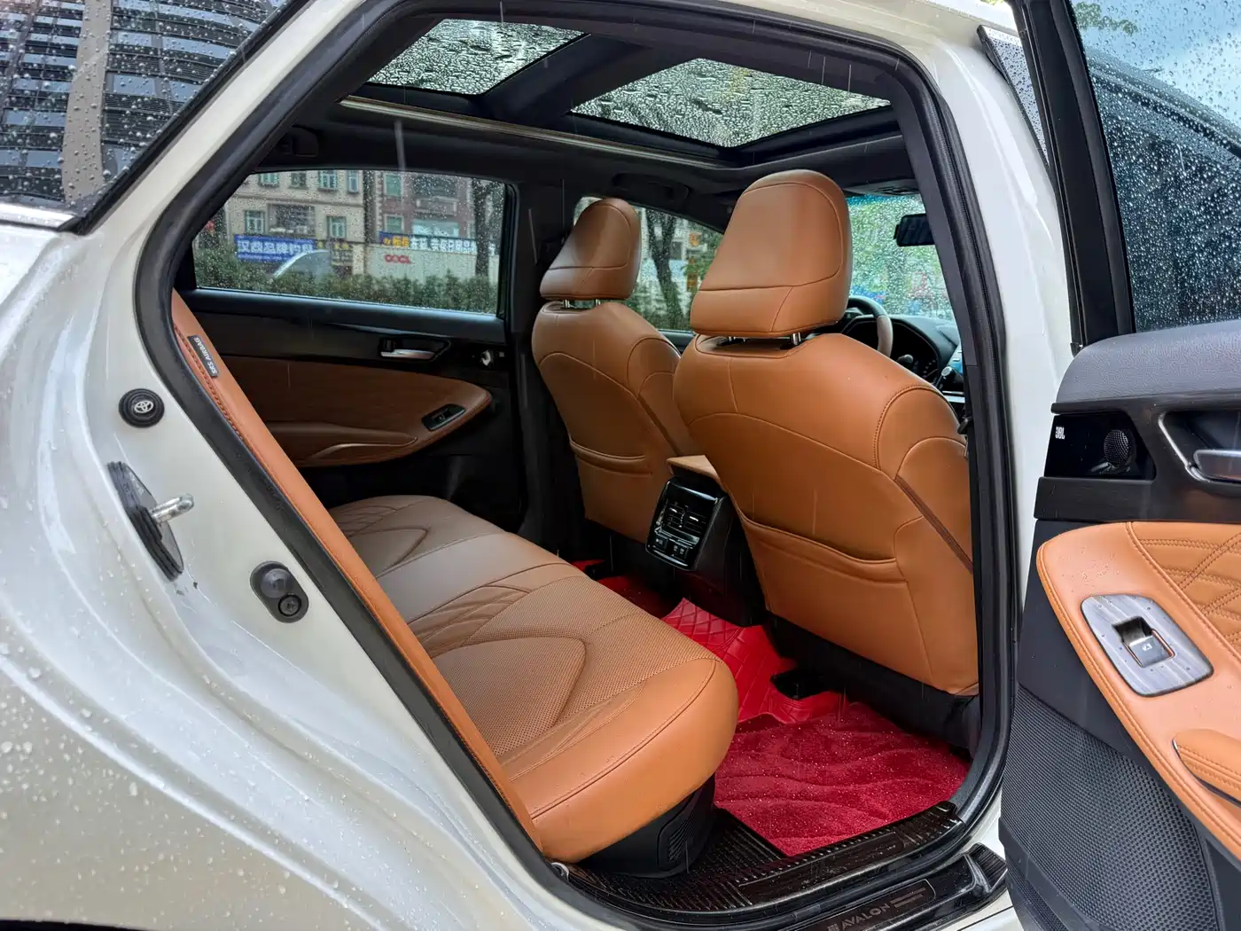 Toyota Avalon 2019 Hybrid 2.5L Limited Flagship Version China V фото 16