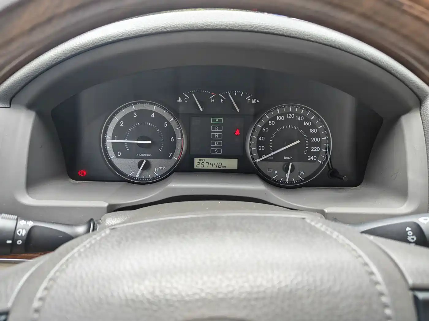 Toyota Land Cruiser (Import) фото 15