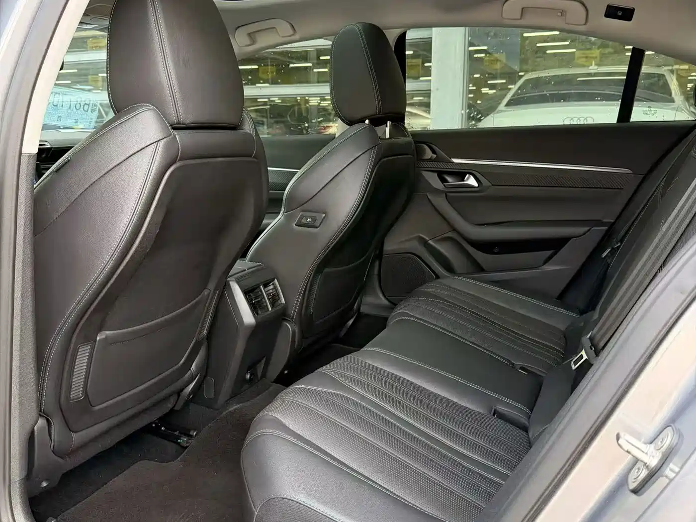 Фото 6 - Peugeot 508