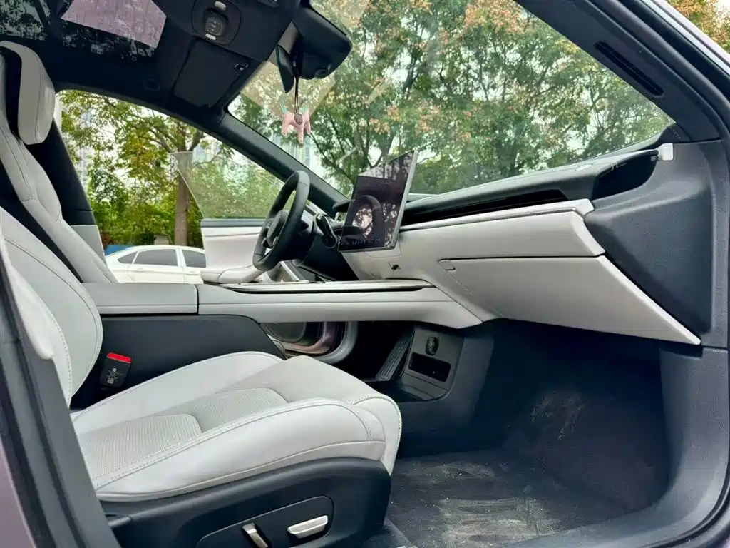 Xiaomi Auto Xiaomi SU7 2024 RWD Standard Founder's Edition фото 9