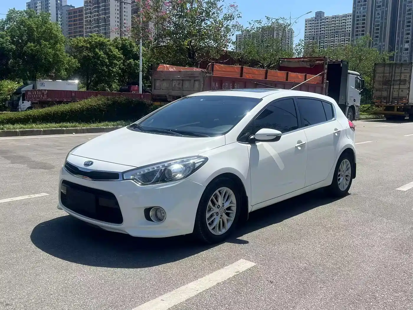Kia K3S 2014 2014 1.6L Automatic Premium