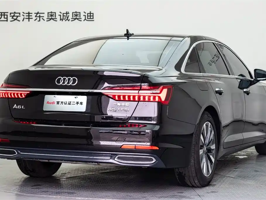 Audi A6L 2021 45 TFSI Exclusive Elegance фото 22