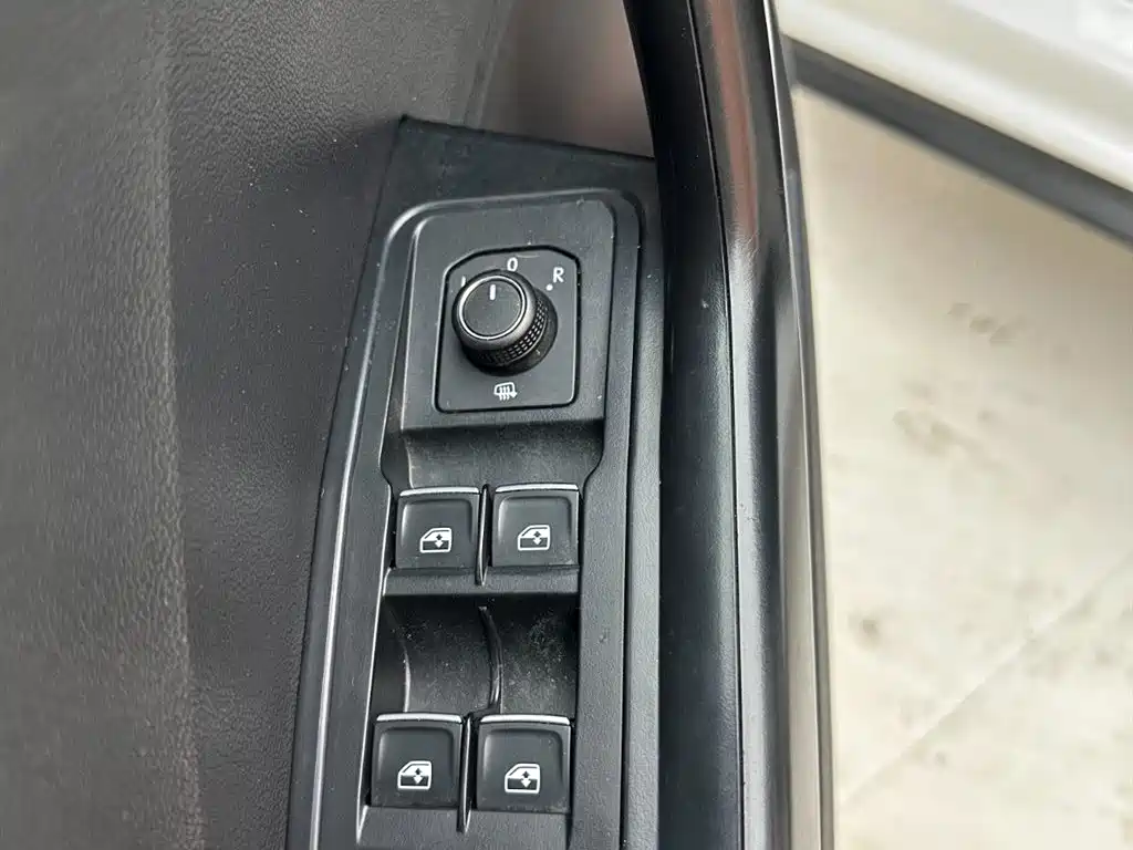 Volkswagen T-ROC 2021 280TSI DSG 2WD Comfort Connected фото 16
