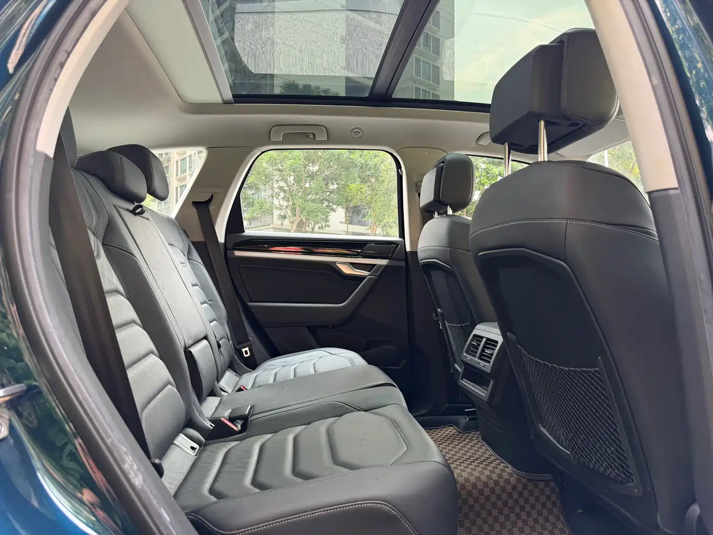 Volkswagen Touareg 2019 2.0TSI Pilot Edition China VI фото 9