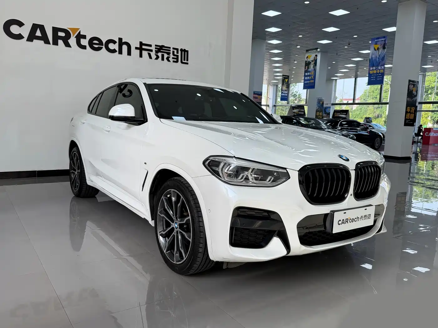 BMW X4 2021 xDrive 25i M Sport Glorious Night Package фото 3
