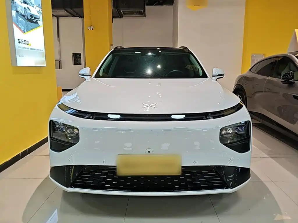 Фото 3 - XPeng G9