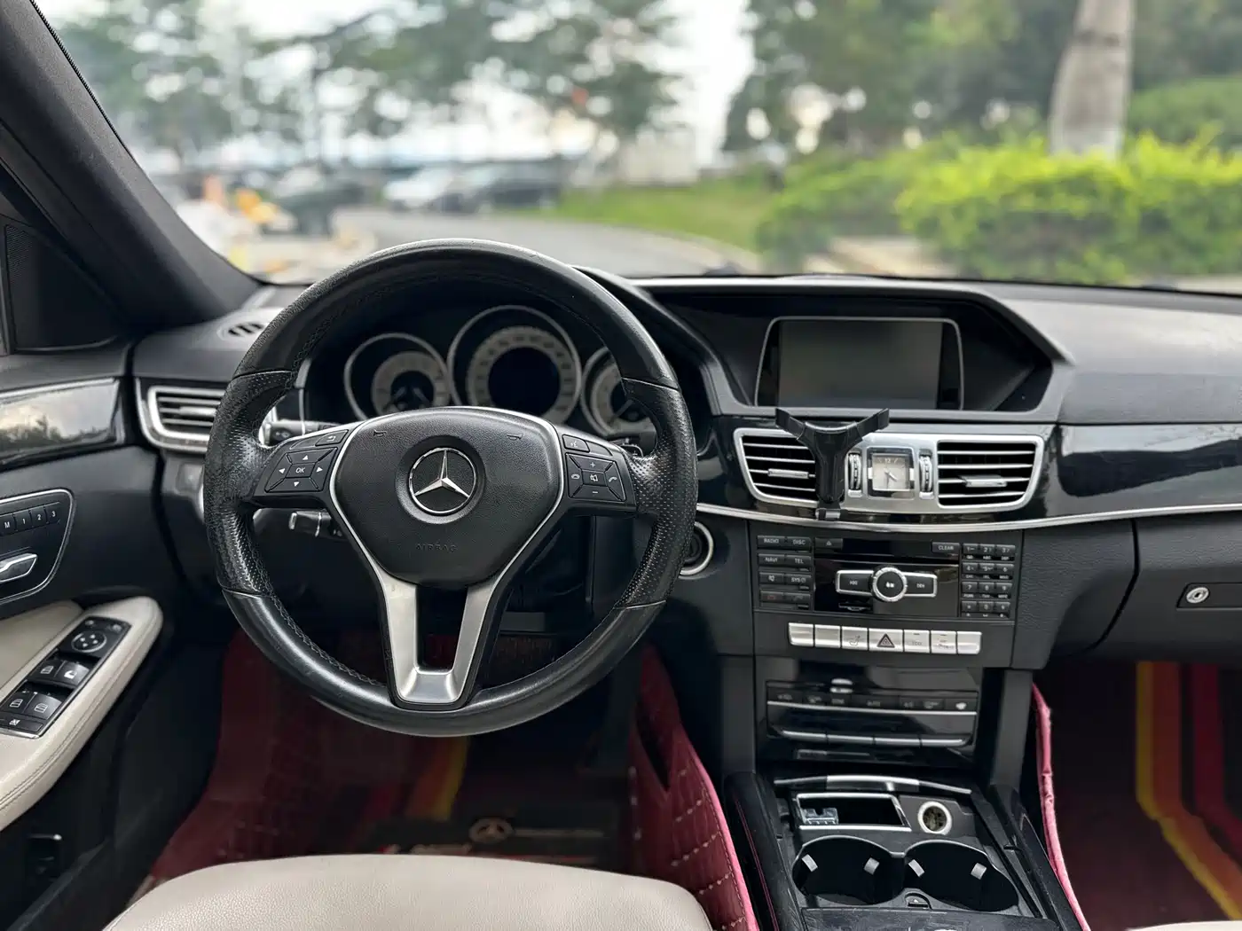 Mercedes-Benz E-Class 2014 Facelift E 260 L Sport фото 15