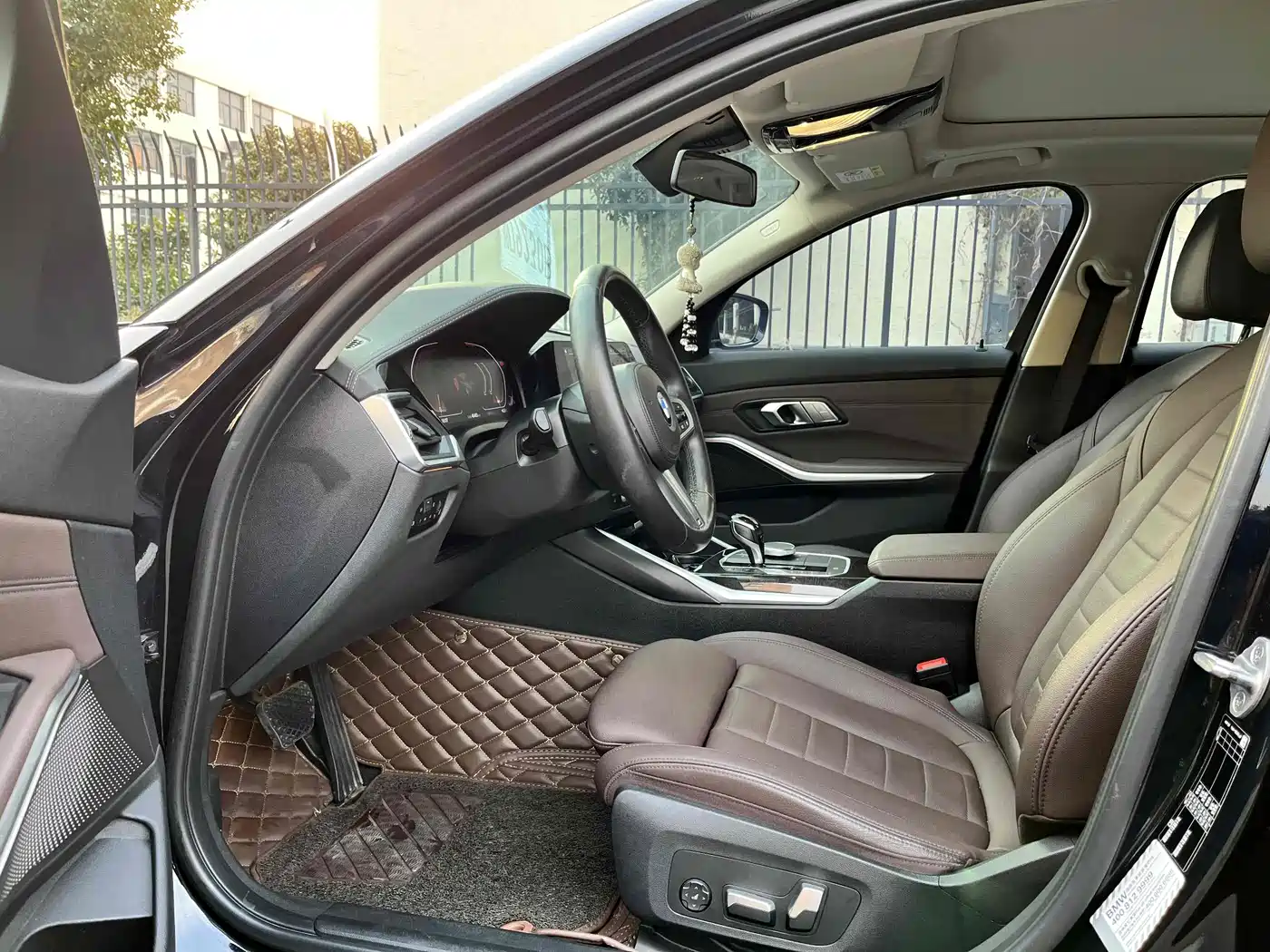 BMW 3 Series 2020 325Li M Sport Package фото 4