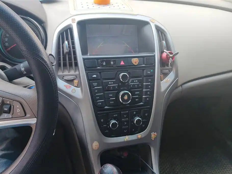 Buick Excelle 2013 Model GT 1.6L Manual Progressive фото 13