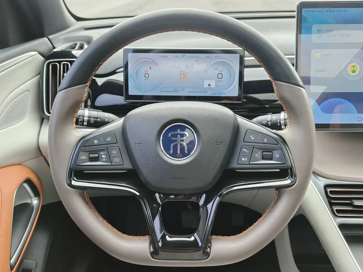 BYD Song Pro New Energy 2023 Champion Edition DM-i 110KM Excellence фото 19