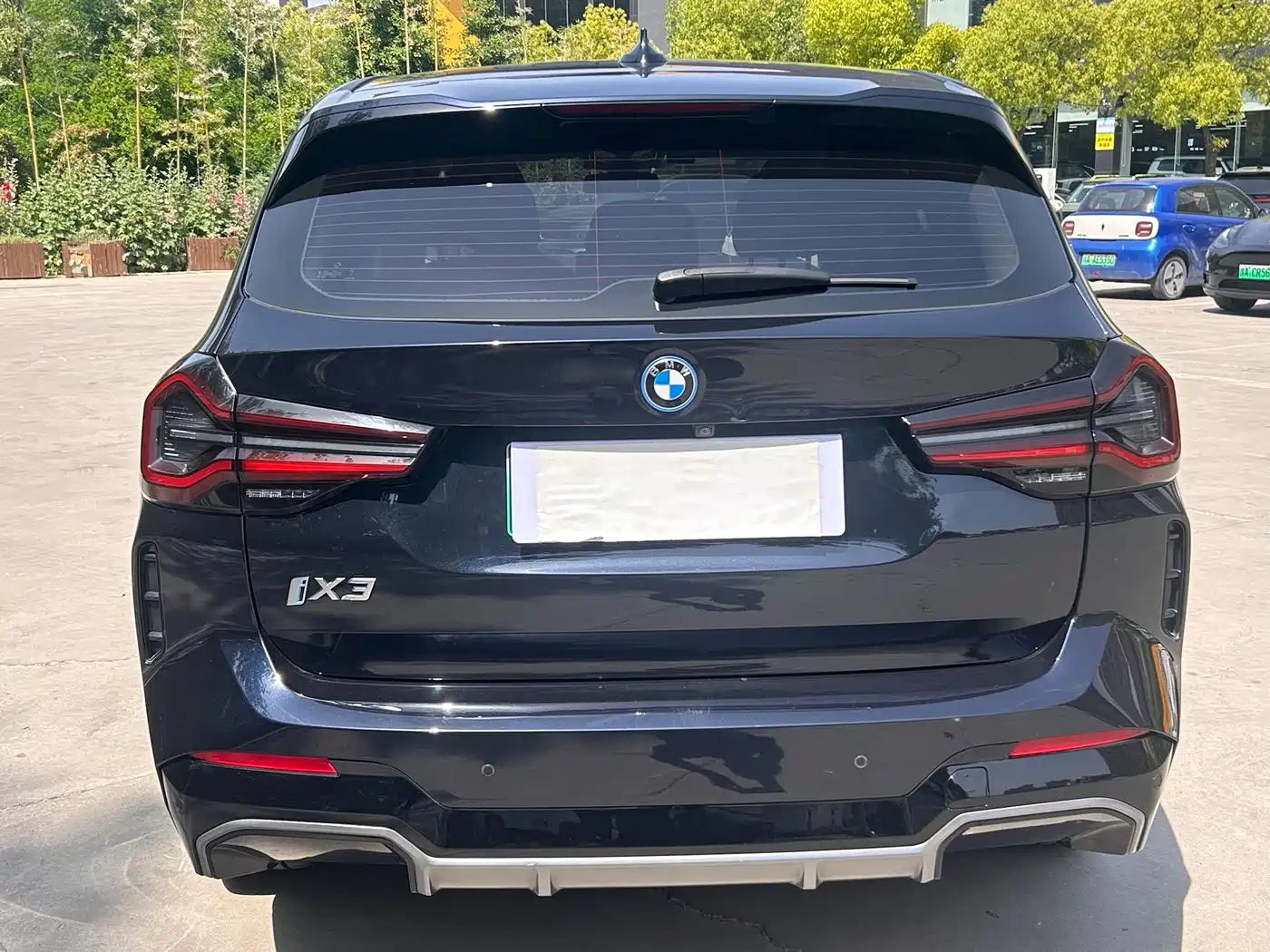 BMW iX3 2022 Facelift Leading Model фото 5