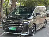 Фото 1 - Toyota Vellfire