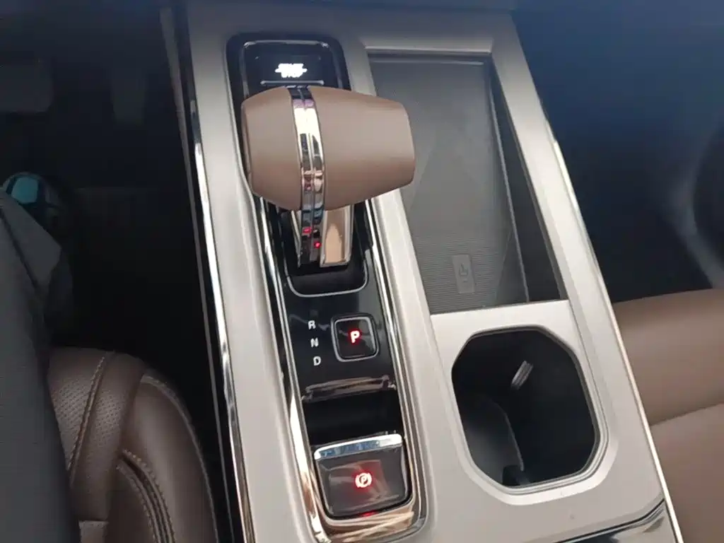 GAC Trumpchi Trumpchi GS4 2024 MAX 1.5T Flagship Edition фото 8