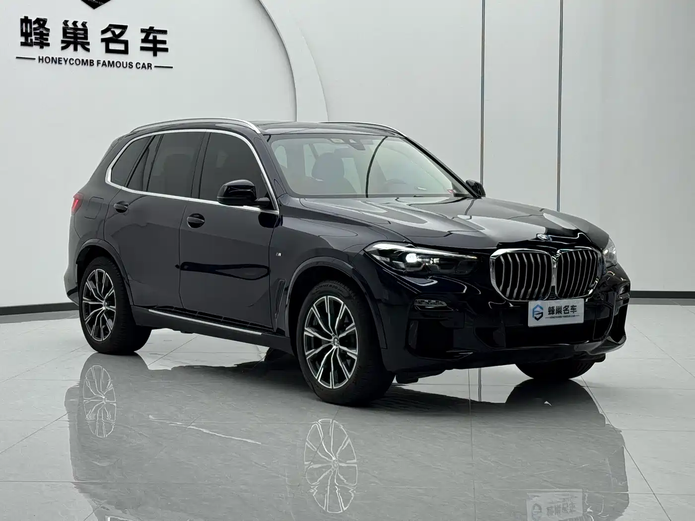 BMW X5 (Import) 2020 xDrive30i M Sport Package фото 3