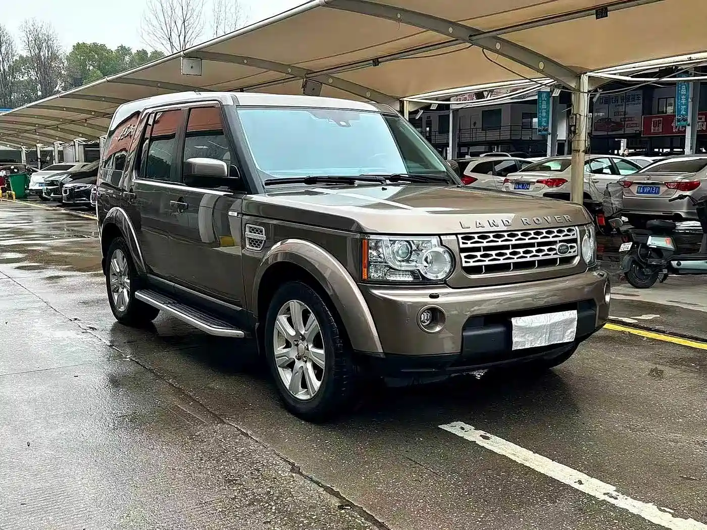 Land Rover Discovery 2014 3.0 SDV6 HSE Diesel фото 3