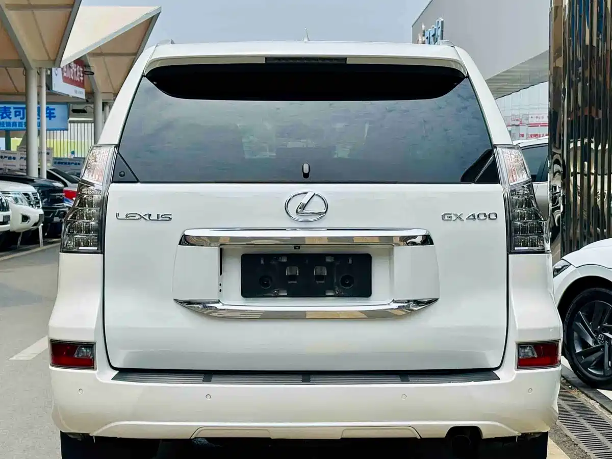 Lexus GX 2015 400 Luxury Edition фото 4