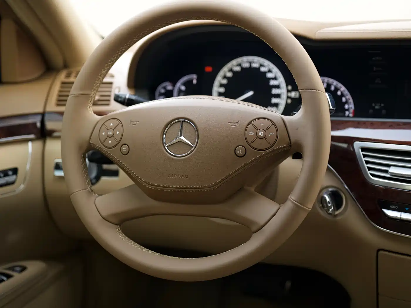 Mercedes-Benz S-Class 2010 S 350 L Luxury фото 6