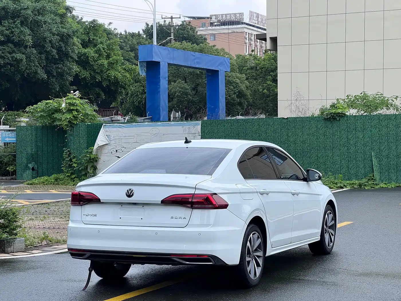 Volkswagen Bora 2021 1.5L Automatic 30th Anniversary Edition фото 6