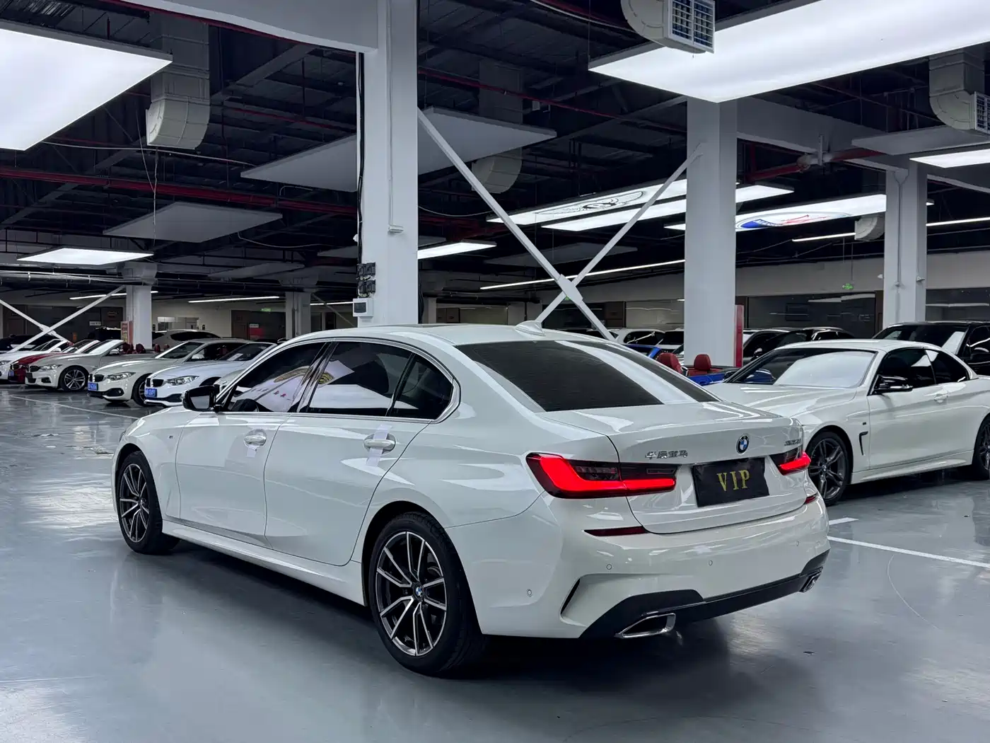 BMW 3 Series 2021 325Li M Sport Package фото 17