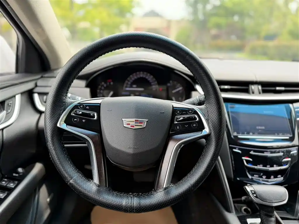 Cadillac XTS 2018 28T Technology фото 3