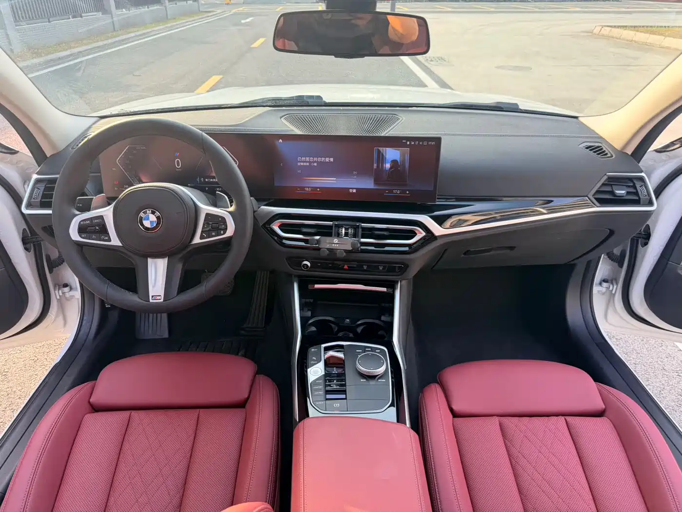 BMW 3 Series 2023 320Li M Sport Package фото 13