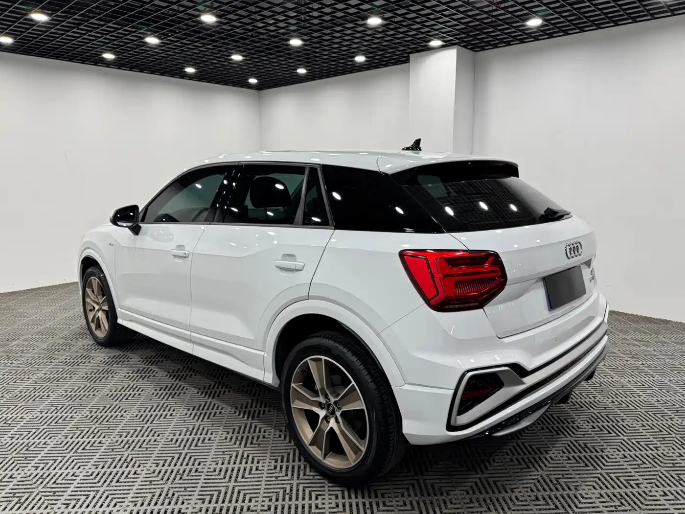 Audi Q2L 2022 35 TFSI Fashion Dynamic фото 9