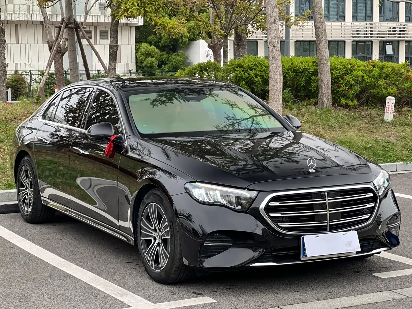Mercedes-Benz E-Class 2024 Facelift E 260 L фото 3